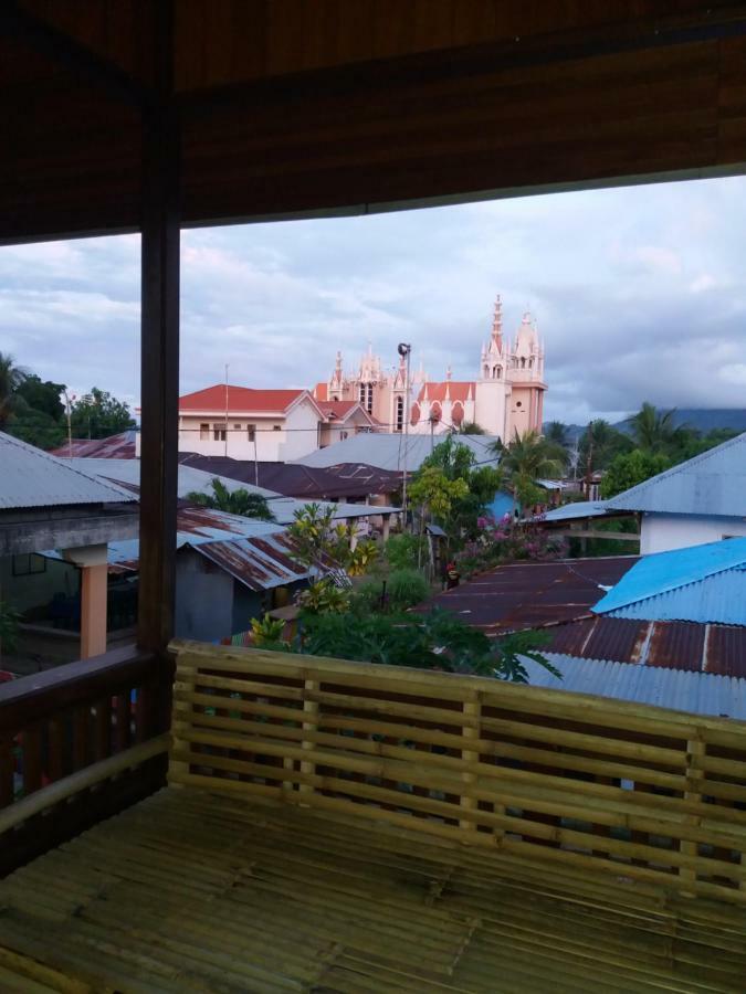Sunset Guest House & Bar Bunaken Εξωτερικό φωτογραφία
