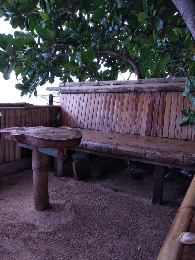 Sunset Guest House & Bar Bunaken Εξωτερικό φωτογραφία