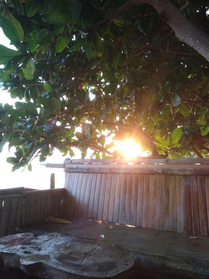 Sunset Guest House & Bar Bunaken Εξωτερικό φωτογραφία